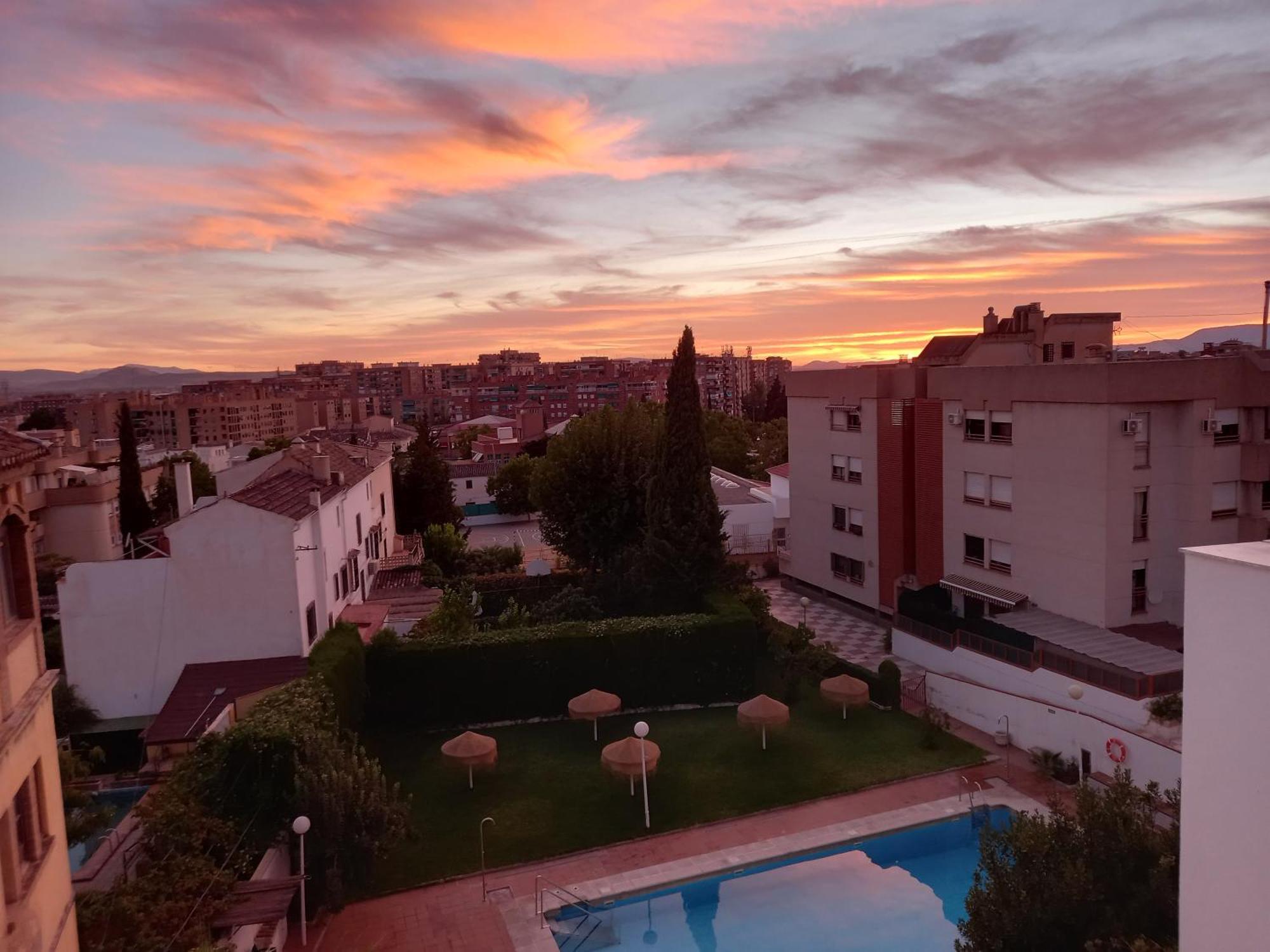 Casa Con Jardin, Aparcamiento Сasa de vacaciones Granada